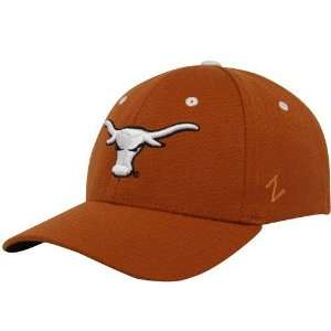  NCAA Zephyr Texas Longhorns Burnt Orange Z Fit Hat: Sports 