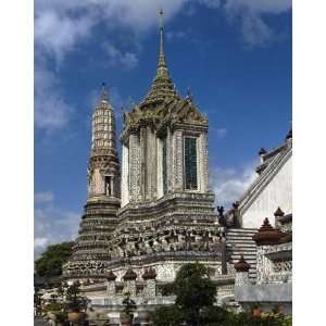 Wat Arun South Chapel and Southwest Corner Chedi  Kitchen 