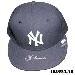 Yogi Berra Signed New York Yankees Cap: Sports & Outdoors