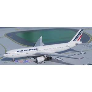   Air France Old Colors A330 200 Model Airplane 