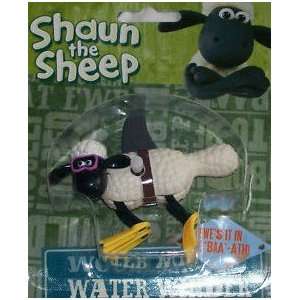  Shaun the Sheep   Woolly Water Winder Toys & Games