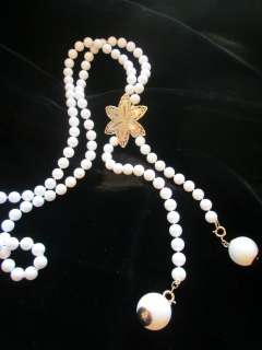 Sarah Coventry Signed Vintage White Beaded Necklace Lariat Sara Cov 
