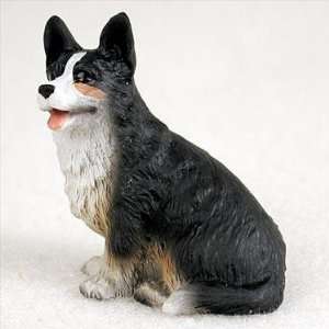  Welsh Corgi Cardigan Miniature Dog Figurine: Home 