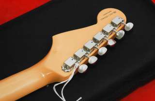 New Fender ® Robert Cray Stratocaster, Strat, Rosewood Fretboard 