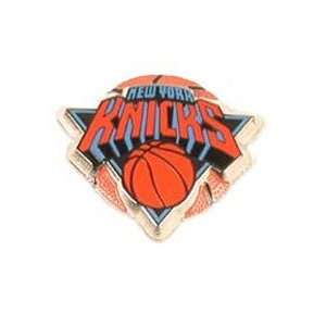  New York Knicks Basketball Pin: Sports & Outdoors