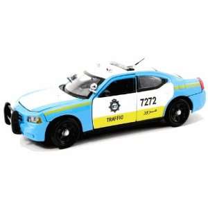    First Response 1/43 Kuwait Traffic Police Charger Electronics