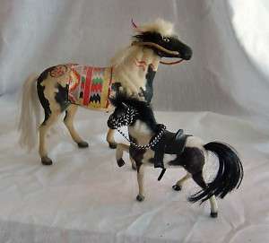 Vintage felt horses indian paint and black stallion vintage toys 