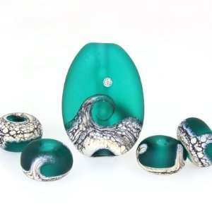  25mm Emerald Green Artisan Lampwork Beads Set by Cindy 