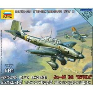  German Dive Bomber Ju 87 B2 Stuka 1/144 Toys & Games