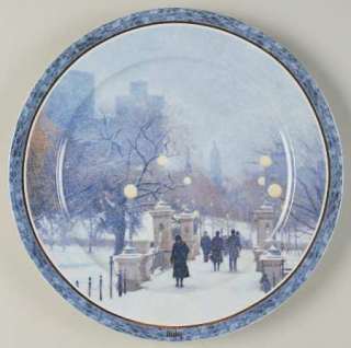 Goebel ARTIS ORBIS DUNLAY Winter Snowfall Plate No Box  