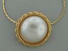 VINTAGE LARGE WHITE LUSTER FAUX PEARL PENDANT NECKLACE  