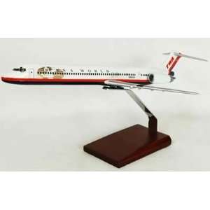  Trans World Airlines MD 80 Model Airplane Toys & Games