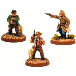  Crusader Miniatures   Wild West: Outlaws (3): Toys & Games