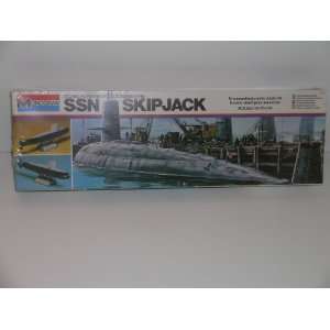  SSN SkipJack Submarine   Plastic Model Kit Everything 