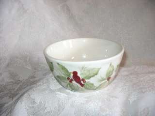 New Laurie Gates Ware Red Bird & Hollies Bowl  