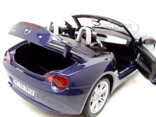 BMW Z4 CONVERTIBLE BLUE 1:18 DIECAST MODEL CAR  