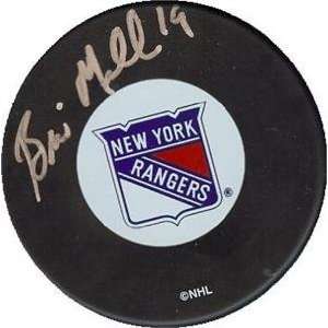  Brian Mullen autographed Hockey Puck (New York Rangers 