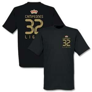  2012 Real Campeones 32 Tee   Black: Sports & Outdoors