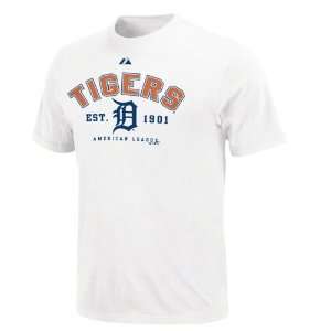  Detroit Tigers Youth Base Stealer Tee: Sports & Outdoors