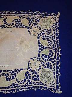 Beautiful Guipure needle lace table Runner w/Cutwork  