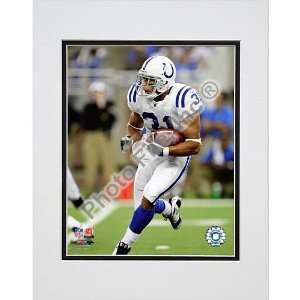   File Indianapolis Colts Donald Brown Matted Photo: Sports & Outdoors