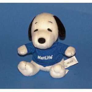  5 Plush Metlife Snoopy in Navy Shirt: Toys & Games