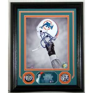 Miami Dolphins Team Pride Photomint:  Sports & Outdoors