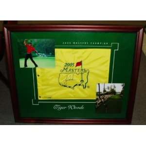   Tiger Woods Signed & Framed 2005 Masters Flag Piece: Sports & Outdoors