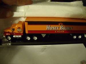 Matchbox Convoy Collectibles  CCY05 Mack Honey Brown  