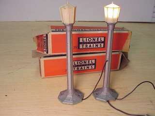 TWO Lionel 71 Lamp Posts & Boxes VG+WOW!  