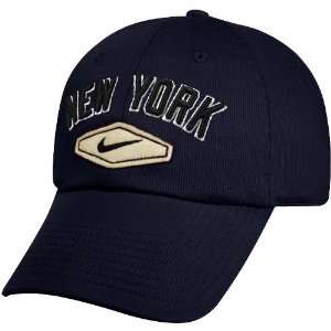  Nike New York Yankees Navy Practice III Hat: Sports 