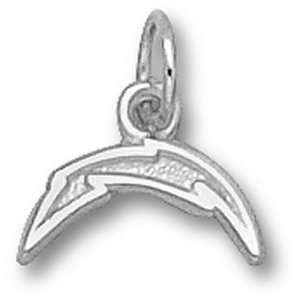  San Diego Chargers NFL Lightning Bolt 1/4 Pendant (Silver 