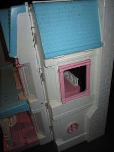 The Dream Doll House was sold pre assembled, and the house and 