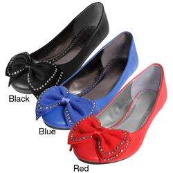   Collection Womens Hunter 77 Bow Accent Ballet Flats  Overstock
