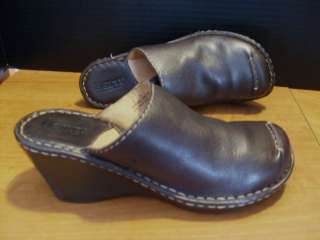 Womens Born Brown Leather Wedge Slip On Clog Shoe Size 6 M  