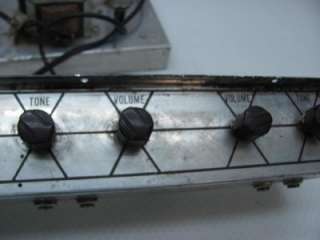   Ward Model 8503 TUBE Musical Instrument Guitar Amplifier VTG  