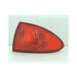   192R Right Tail Lamp Assembly 2000 2002 Chevrolet Cavalier: Automotive