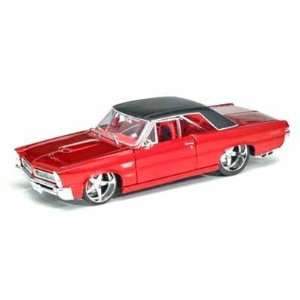  1965 Pontiac GTO PRO RODZ 1/18 Metallic Red Toys & Games