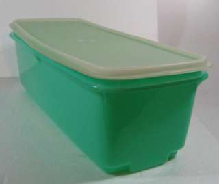 Vintage Tupperware Green Bread Keeper Container  