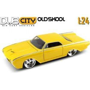  1963 Ford Thunderbird Diecast Model Car 124   Yellow 
